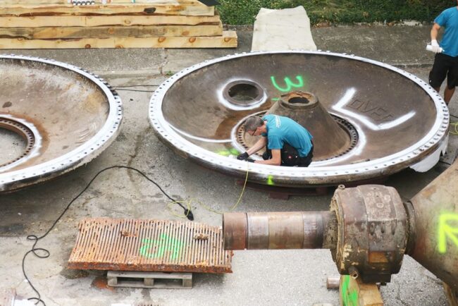 MT/UT-Prüfung in Bulgarien an Trommelschaden